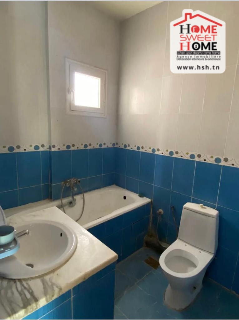 Ariana Ville Ariana Vente Appart. 5 pices+ Immeuble vinicius  borj louzir