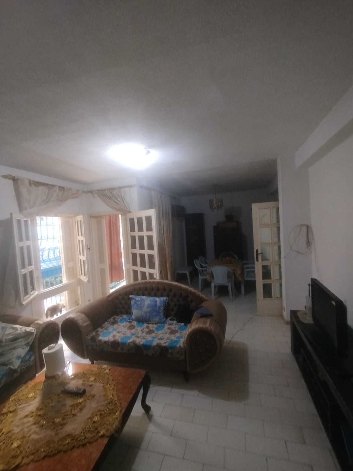 Ariana Ville El Menzah 7 Vente Appart. 5 pices+ Un vaste appartement s4  menzah7