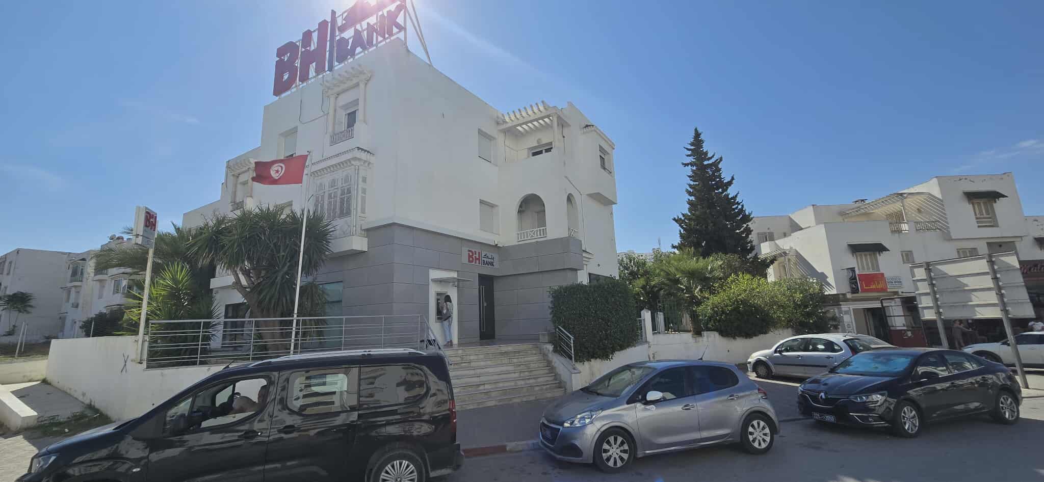 Ariana Ville Cite Ennasr 1 Vente Appart. 4 pices Appart s3 bonne tat