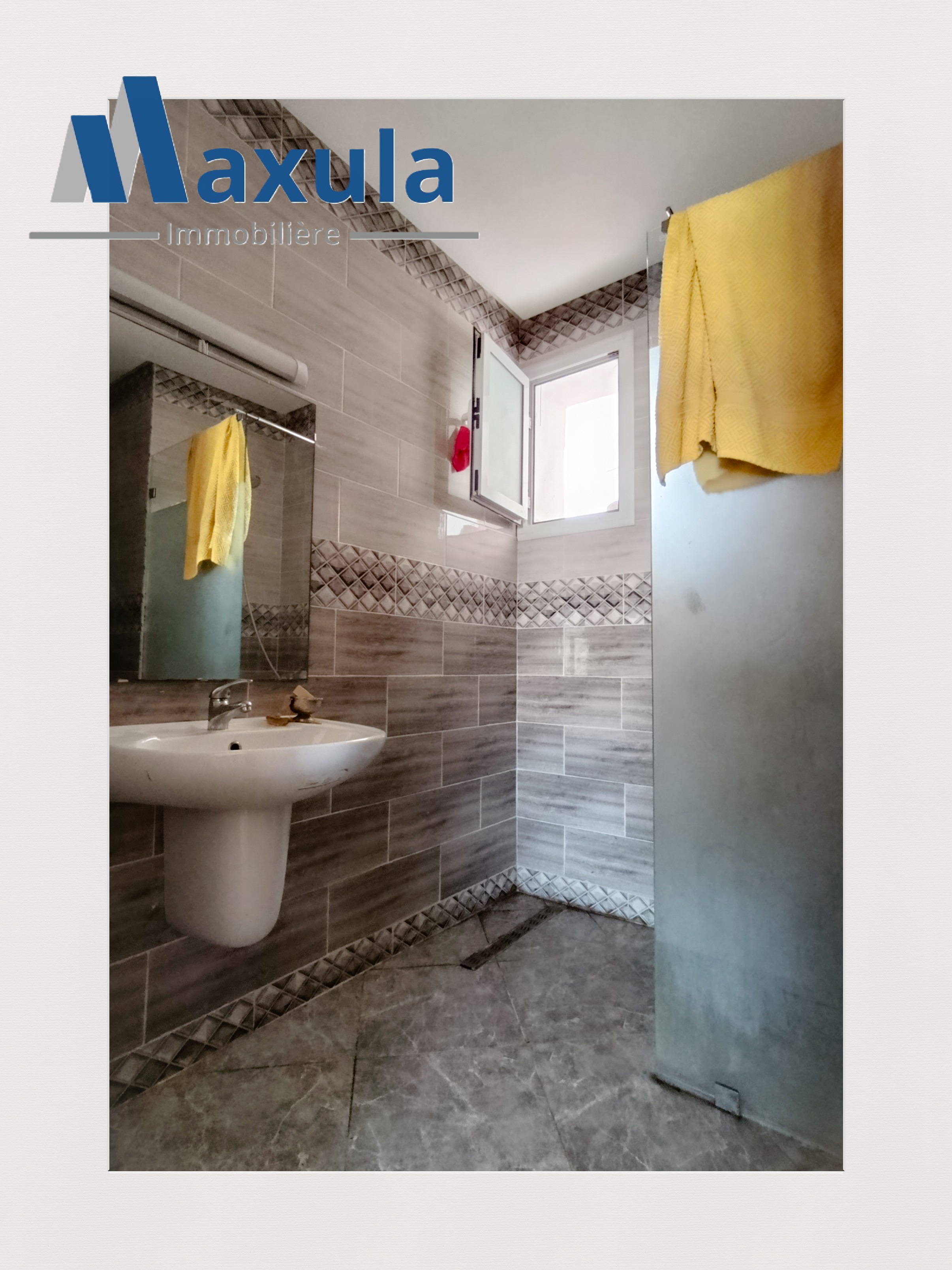 Rades&nbsp;Cite Sncft&nbsp;Vente&nbsp;Appart. 3 pi�ces&nbsp;Appartement s2 renove a rades snit