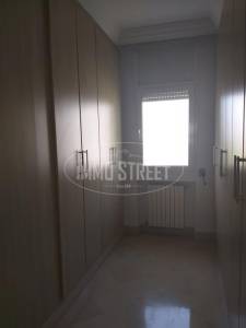 La Marsa Marsa Ennassim Vente Maisons Superbe villa s5 avec piscine   ref399a