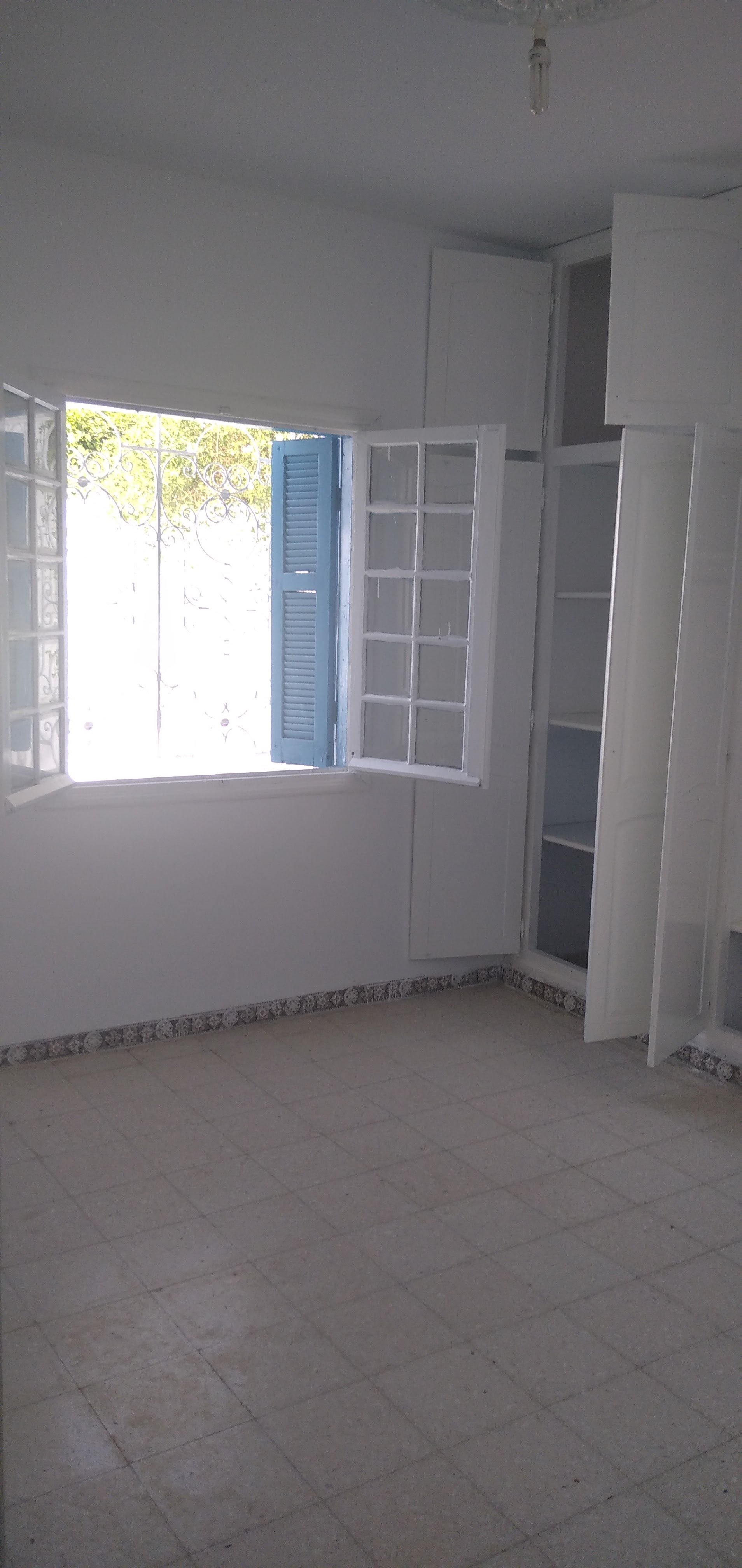 Raoued&nbsp;Cite Ennkhilet&nbsp;Vente&nbsp;Maisons&nbsp;Villa s3 avec jardin titre individuel