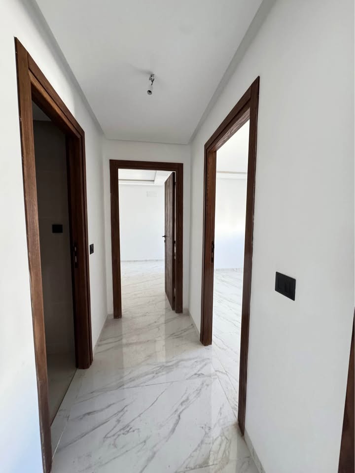 Ain Zaghouan&nbsp;Ain Zaghouan&nbsp;Vente&nbsp;Appart. 2 pi�ces&nbsp;Dans une r�sidence moderne � cit� el wahat laouina