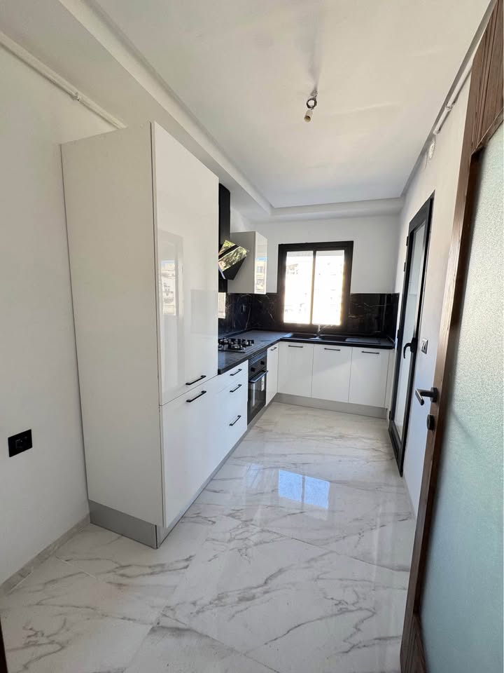 Ain Zaghouan&nbsp;Ain Zaghouan&nbsp;Vente&nbsp;Appart. 2 pi�ces&nbsp;Dans une r�sidence moderne � cit� el wahat laouina