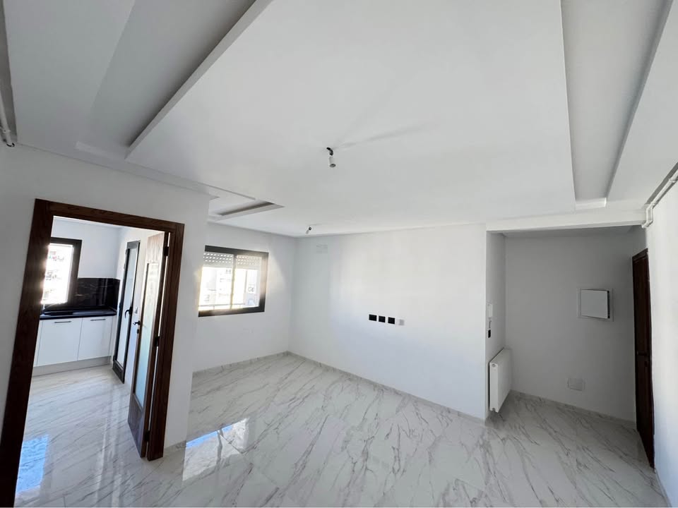 Ain Zaghouan&nbsp;Ain Zaghouan&nbsp;Vente&nbsp;Appart. 2 pi�ces&nbsp;Dans une r�sidence moderne � cit� el wahat laouina