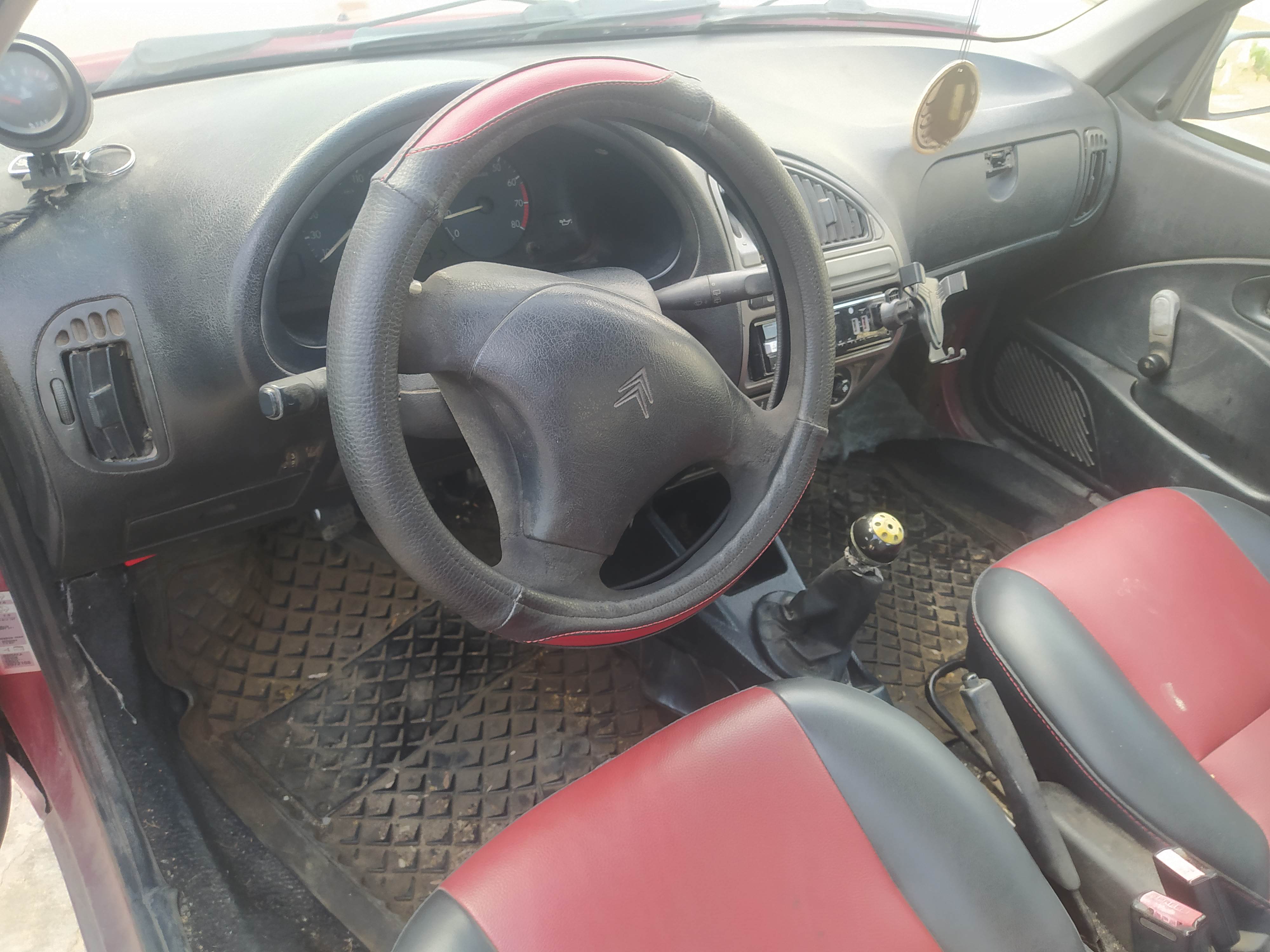 Ettahrir Ettahrir 1 Citroen Saxo Saxo en bon tat