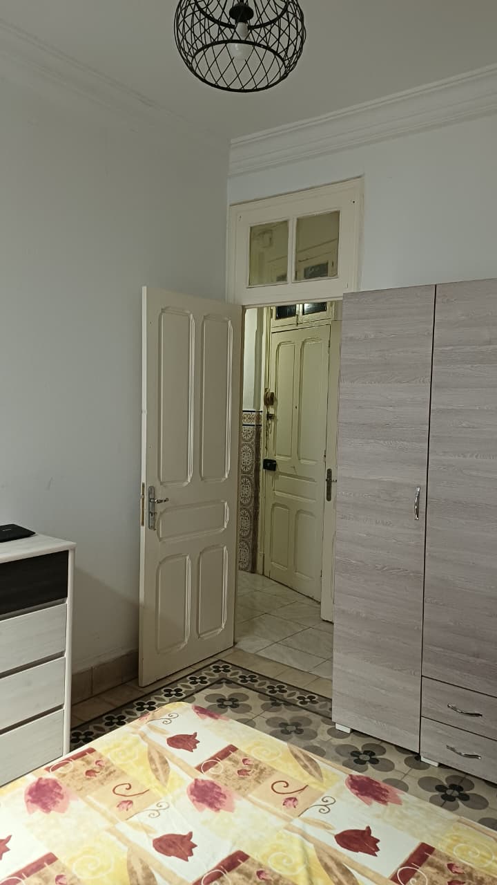 Bab Bhar Bab Bhar Vente Appart. 2 pices Appartement s 1 meubl au centre ville de tunis