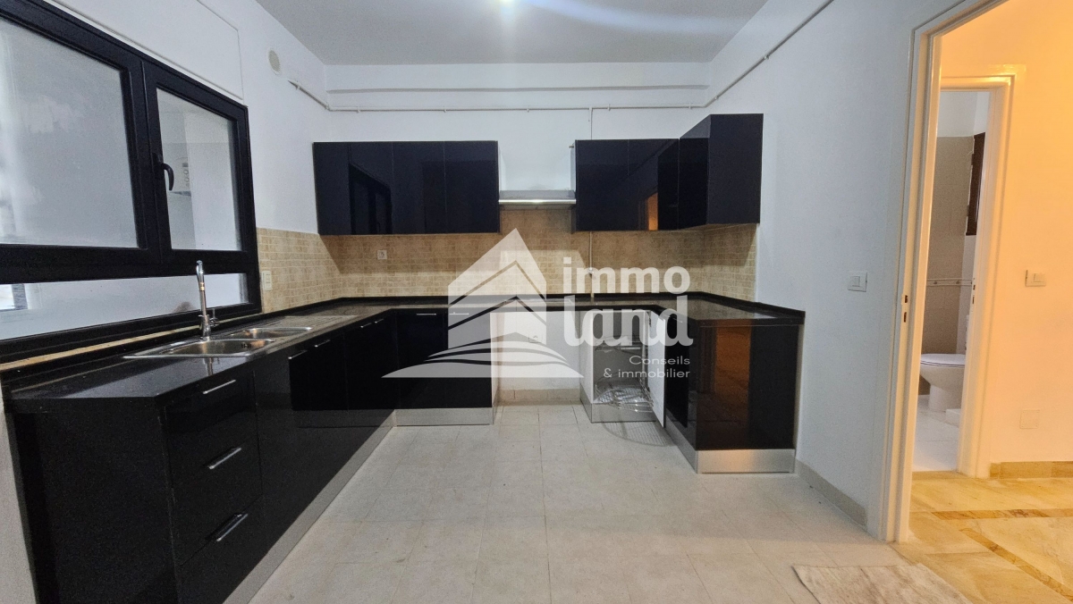 La Marsa&nbsp;El Aouina&nbsp;Vente&nbsp;Duplex&nbsp;Duplex avec entr�e ind�pendante � l'aouina
