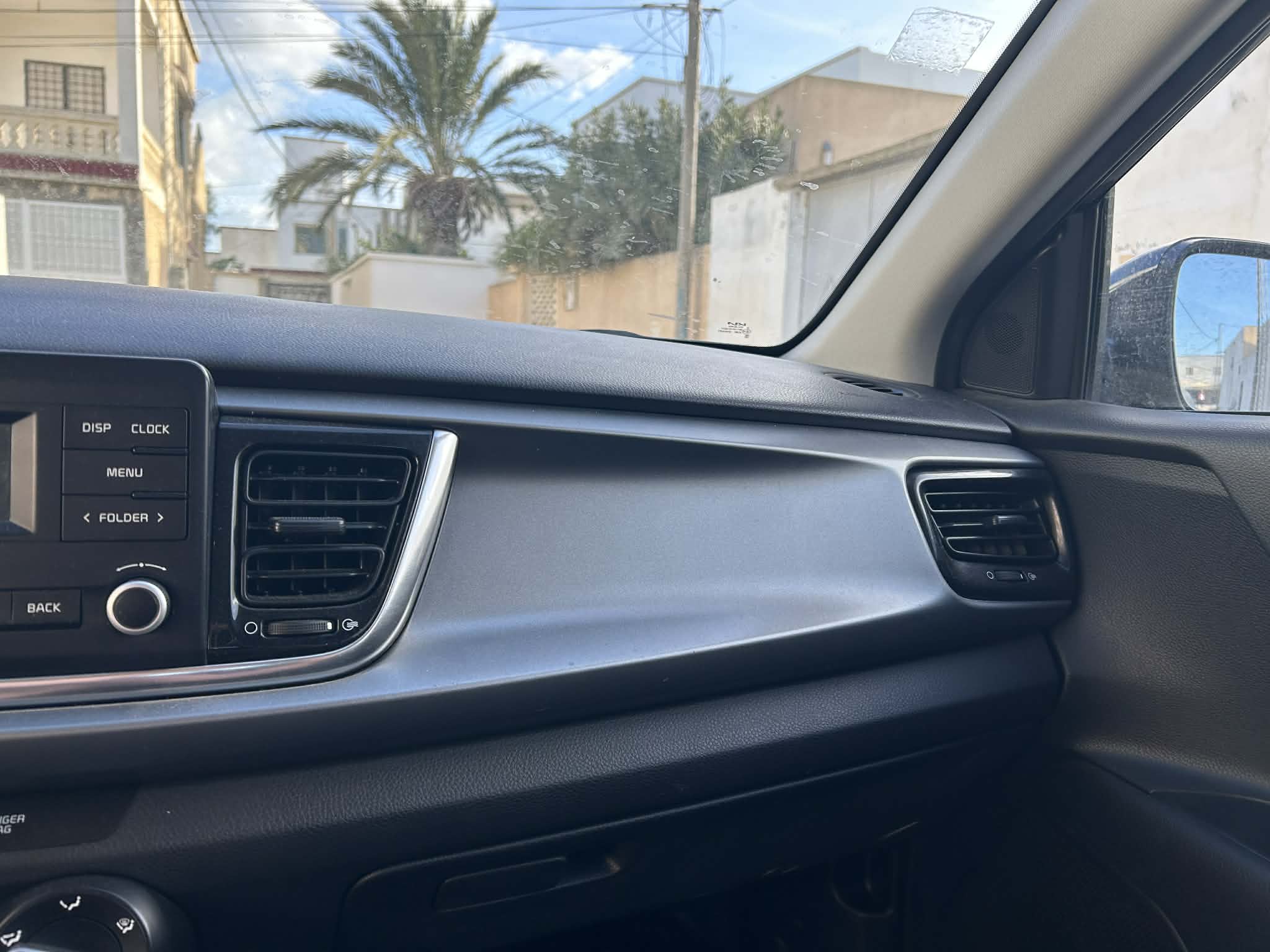 Raoued Raoued Kia Rio Kia rio noire srie 228