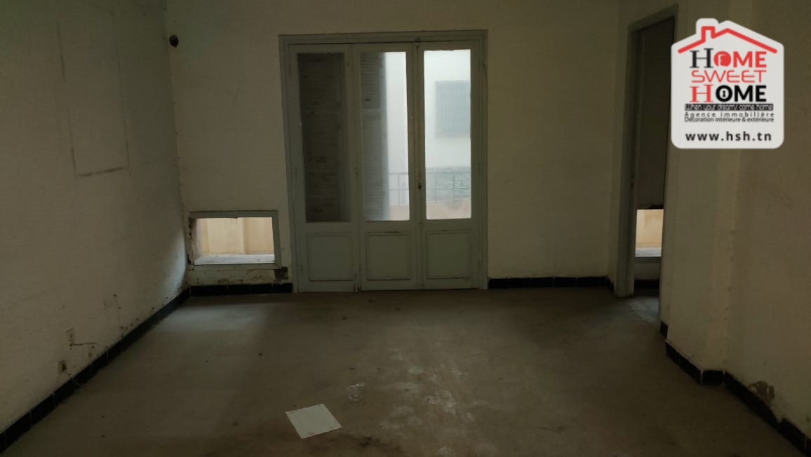 Bab Bhar&nbsp;Bab Bhar&nbsp;Vente&nbsp;Appart. 5 pi�ces+&nbsp;Immeuble itran � tunis