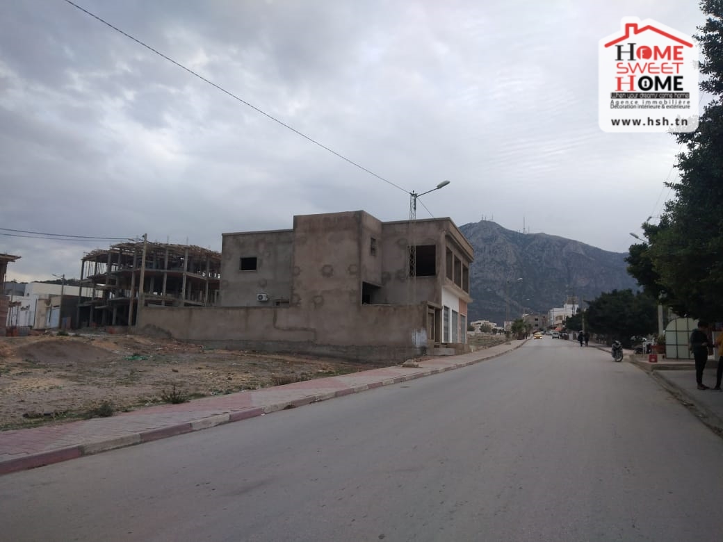 Zaghouan&nbsp;Zaghouan&nbsp;Vente&nbsp;Appart. 5 pi�ces+&nbsp;Immeuble madele � zaghouan