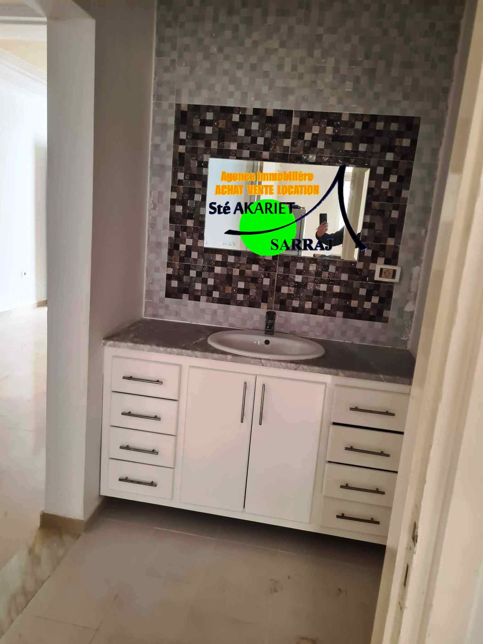 Sousse Jaouhara&nbsp;Sahloul&nbsp;Vente&nbsp;Maisons&nbsp;Lumineux triplex s4 zone des villas sahloul 4