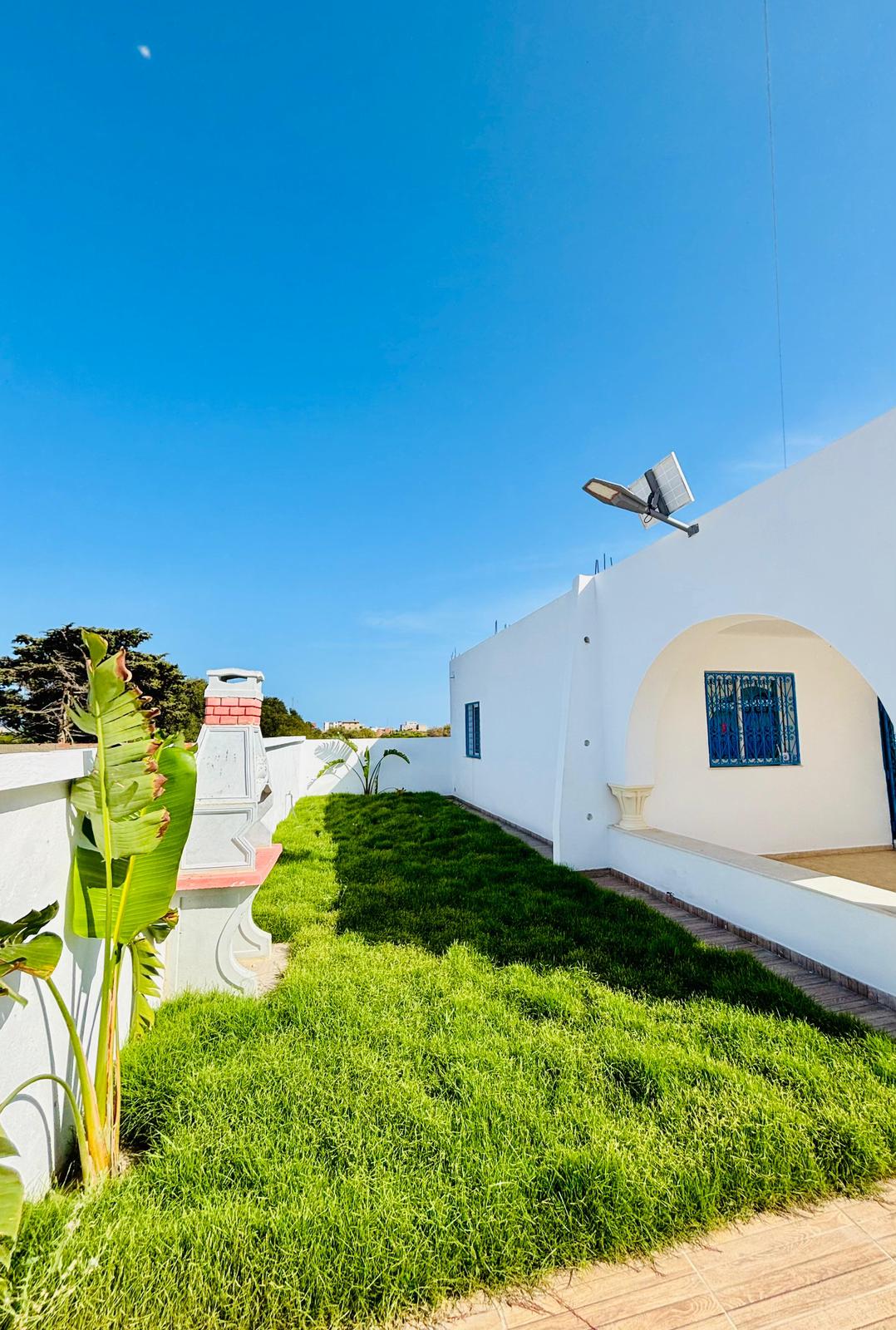 Kelibia&nbsp;Kerkouane&nbsp;Vente&nbsp;Maisons&nbsp;Luxueuse villa avec piscine a plage kerkouane