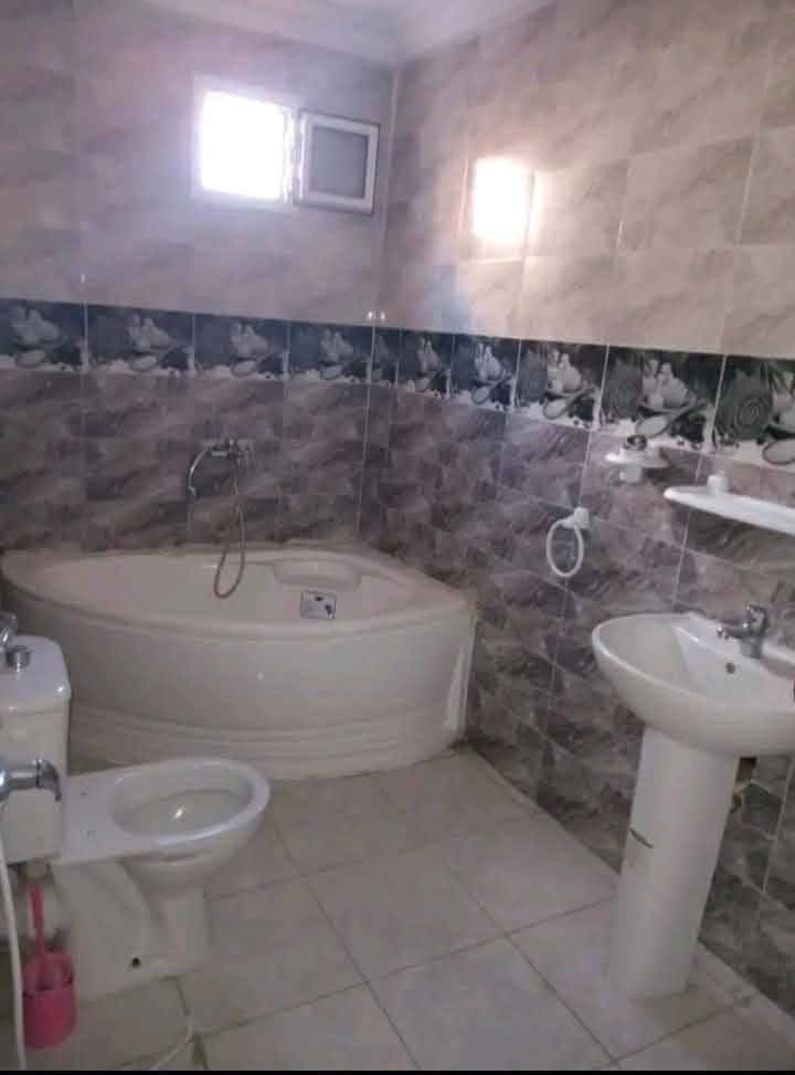 El Omrane Superieur&nbsp;Cite Ibn Khaldoun I&nbsp;Vente&nbsp;Appart. 4 pi�ces&nbsp;Maison � ibn khaldoun