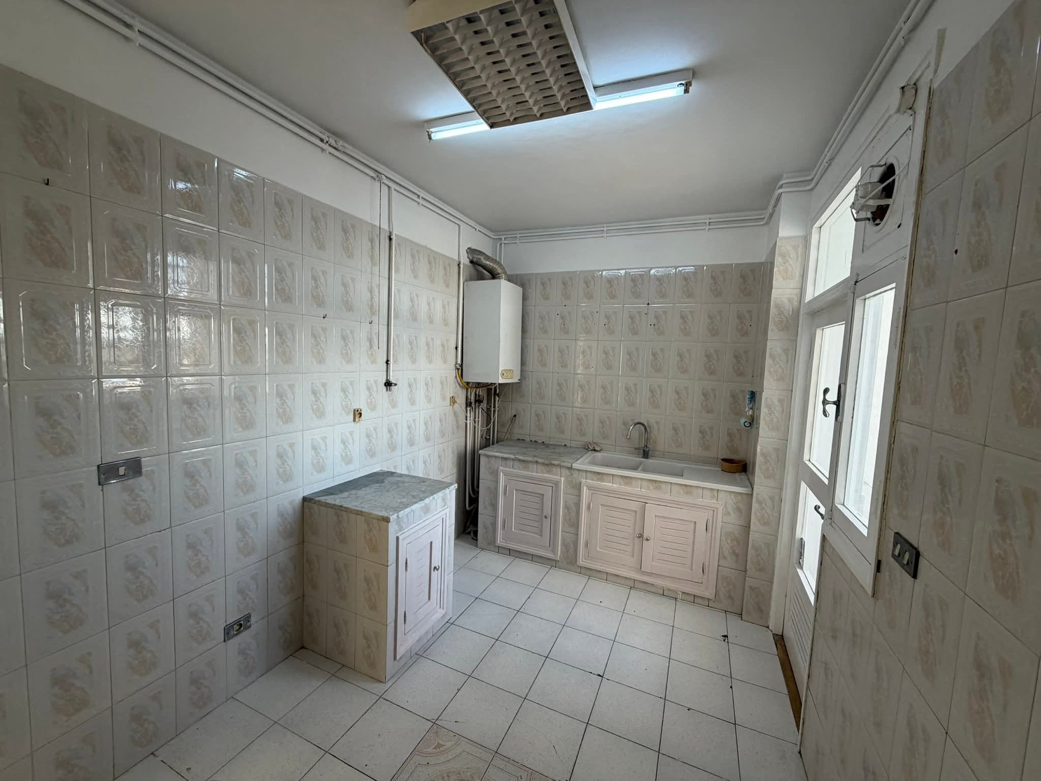 Ariana Ville&nbsp;Cite Ennasr 2&nbsp;Vente&nbsp;Appart. 4 pi�ces&nbsp;S3 320 md ennasr 2