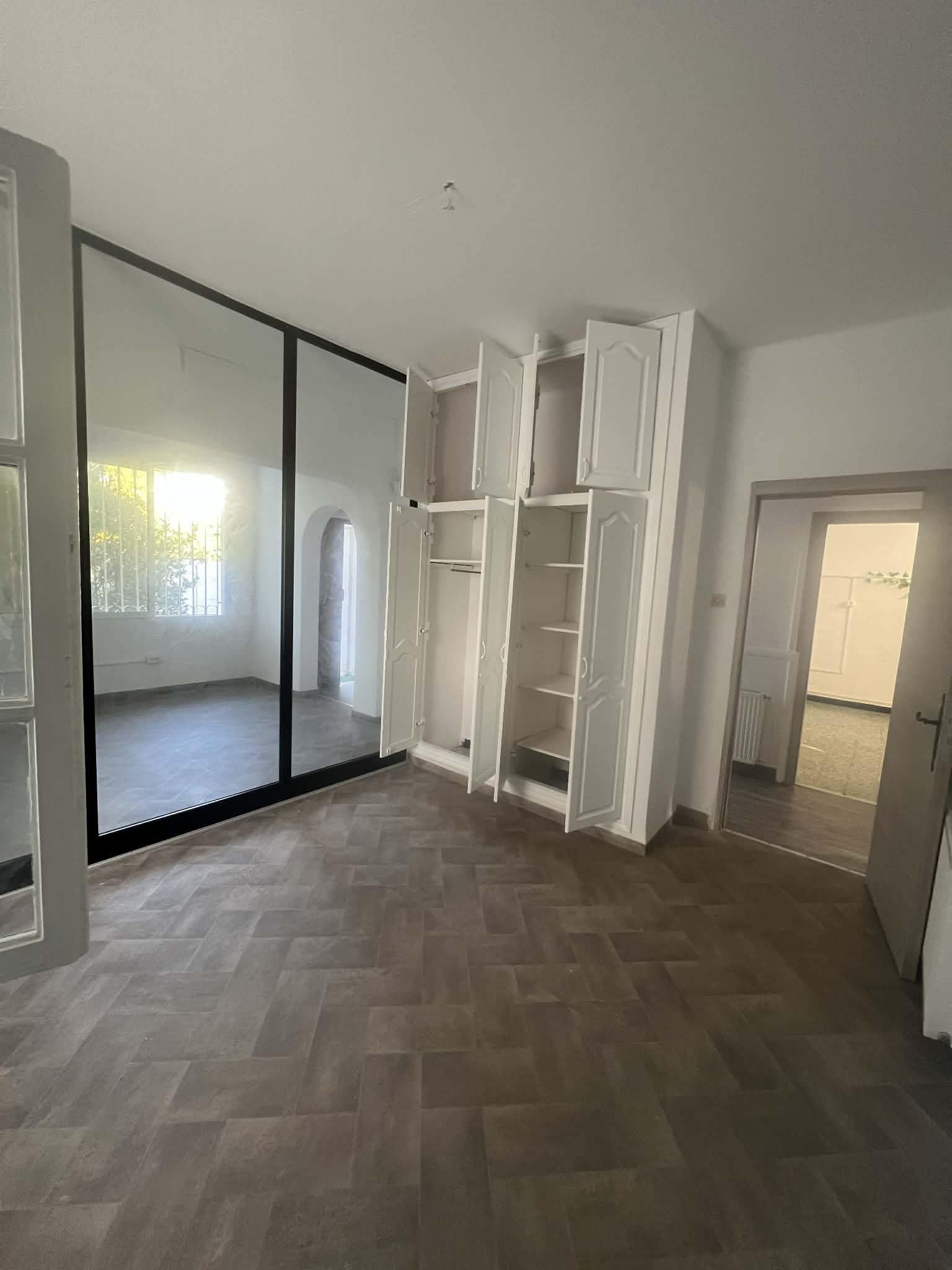 La Marsa&nbsp;Marsa Safsaf&nbsp;Location&nbsp;Appart. 4 pi�ces&nbsp;Etage de villa � la marsa plage corniche