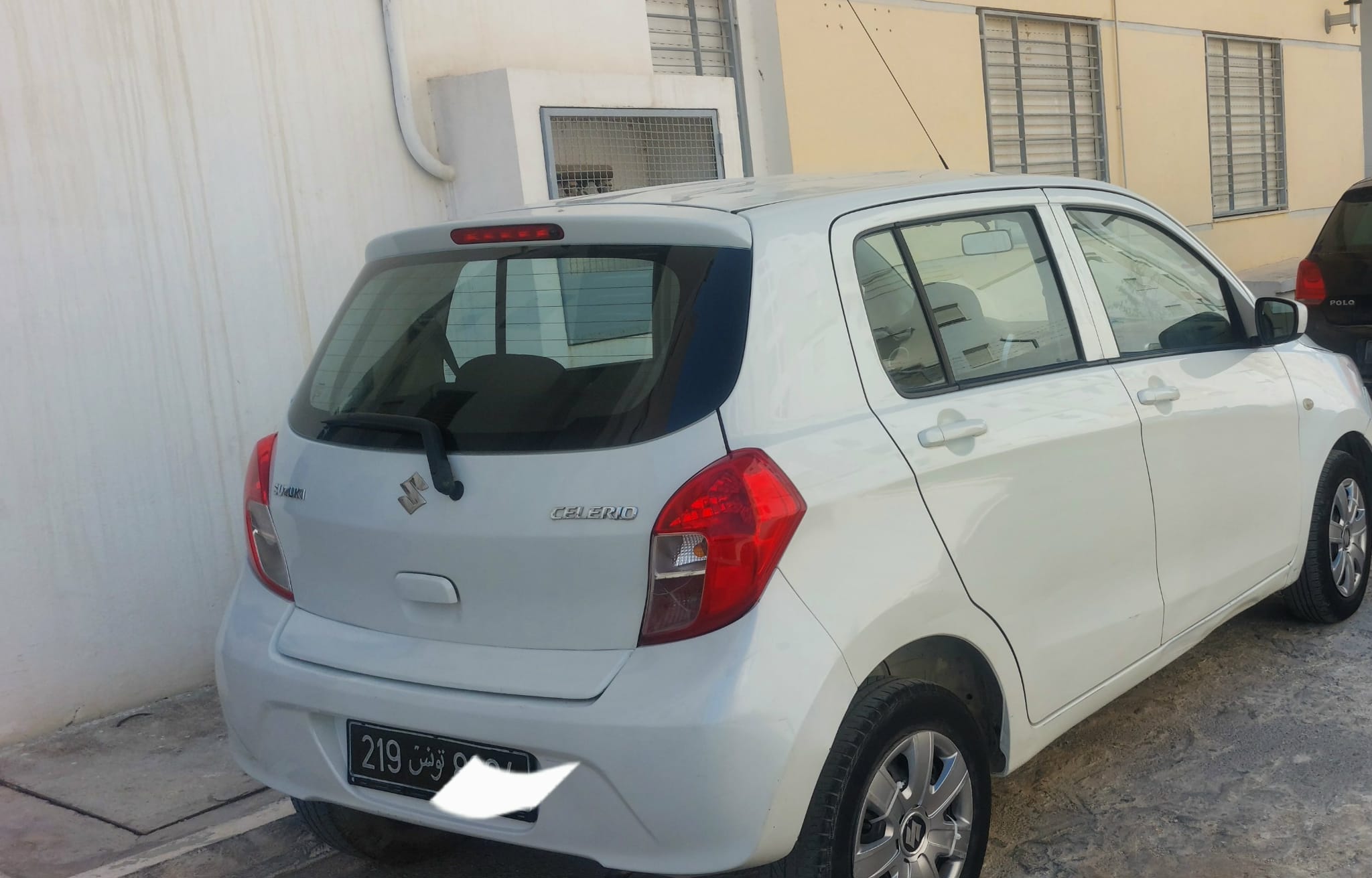Raoued&nbsp;Cite El Ghazala 2&nbsp;Suzuki&nbsp;Autre Mod�le&nbsp;Voiture suzuki celerio