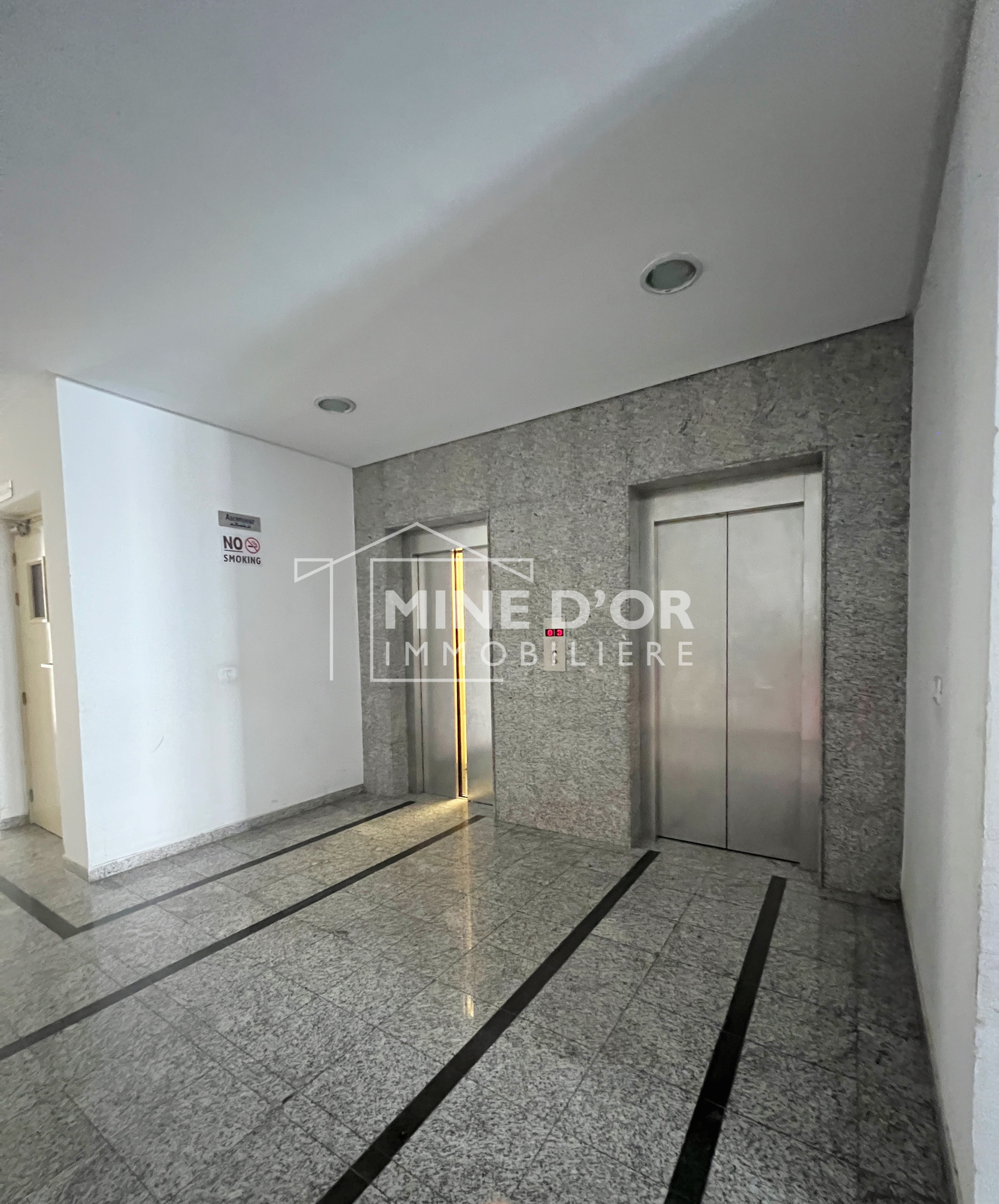 Bab Bhar&nbsp;Montplaisir&nbsp;Vente&nbsp;Surfaces&nbsp;Av bureau h2 a montplaisir