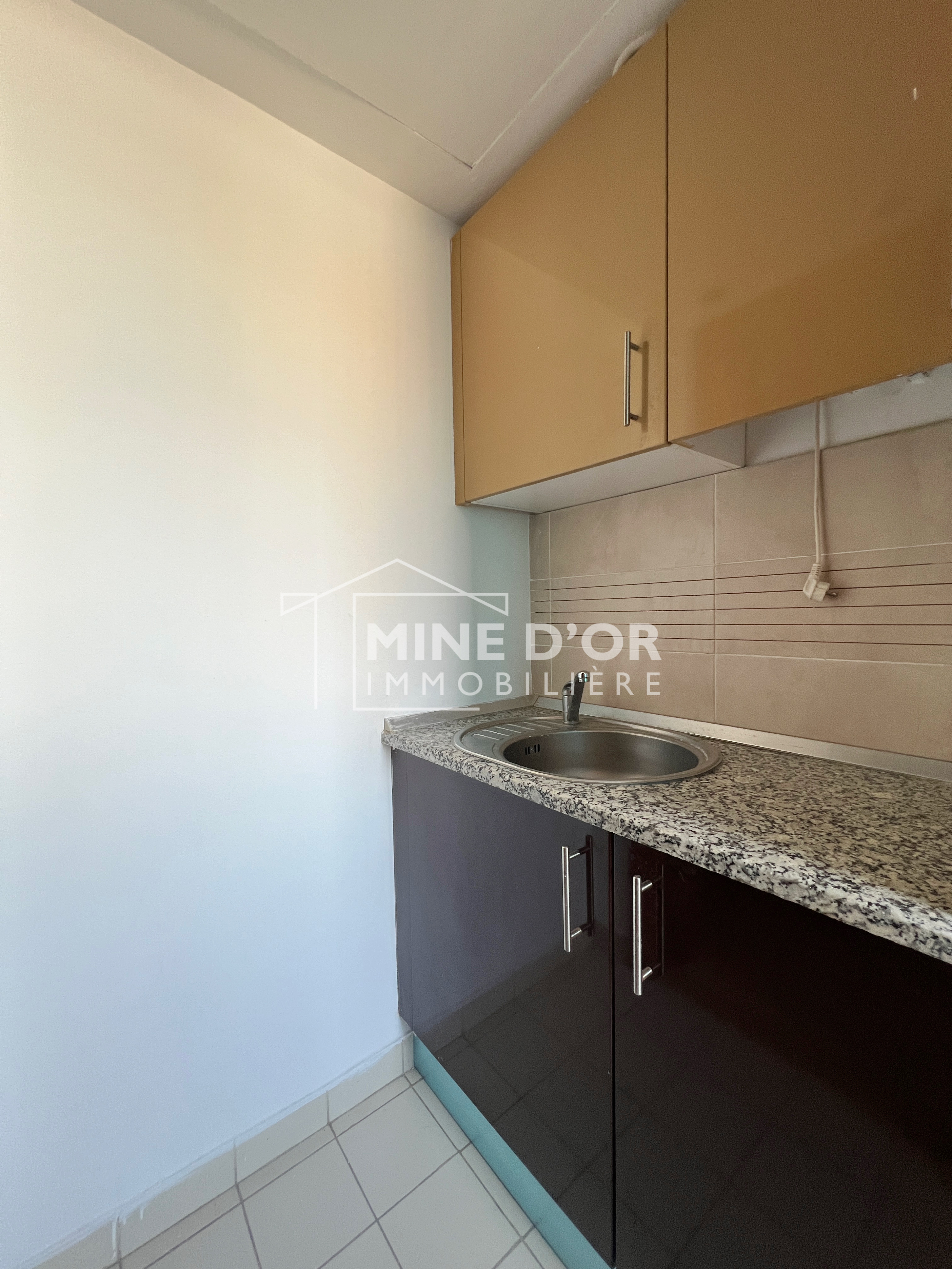 Bab Bhar&nbsp;Montplaisir&nbsp;Vente&nbsp;Surfaces&nbsp;Av bureau h2 a montplaisir