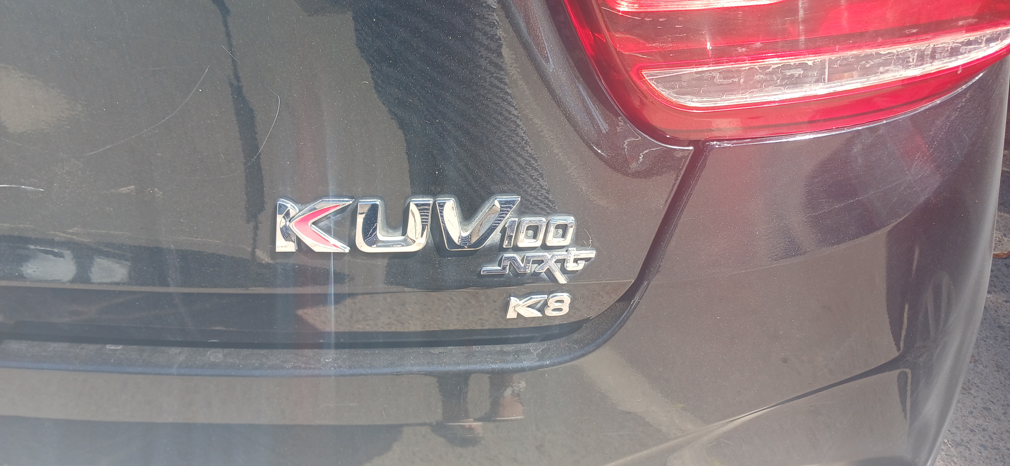 Ariana Ville Nouvelle Ariana Mahindra Autre Modle Mahindra kuv 100 k8  essence 1pt2  5 cheveux