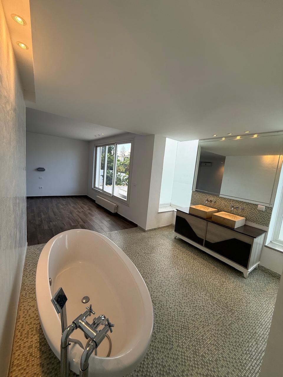 Hammam Sousse&nbsp;El Kantaoui&nbsp;Vente&nbsp;Maisons&nbsp;Villa haut standing avec picine � narjess kantaoui