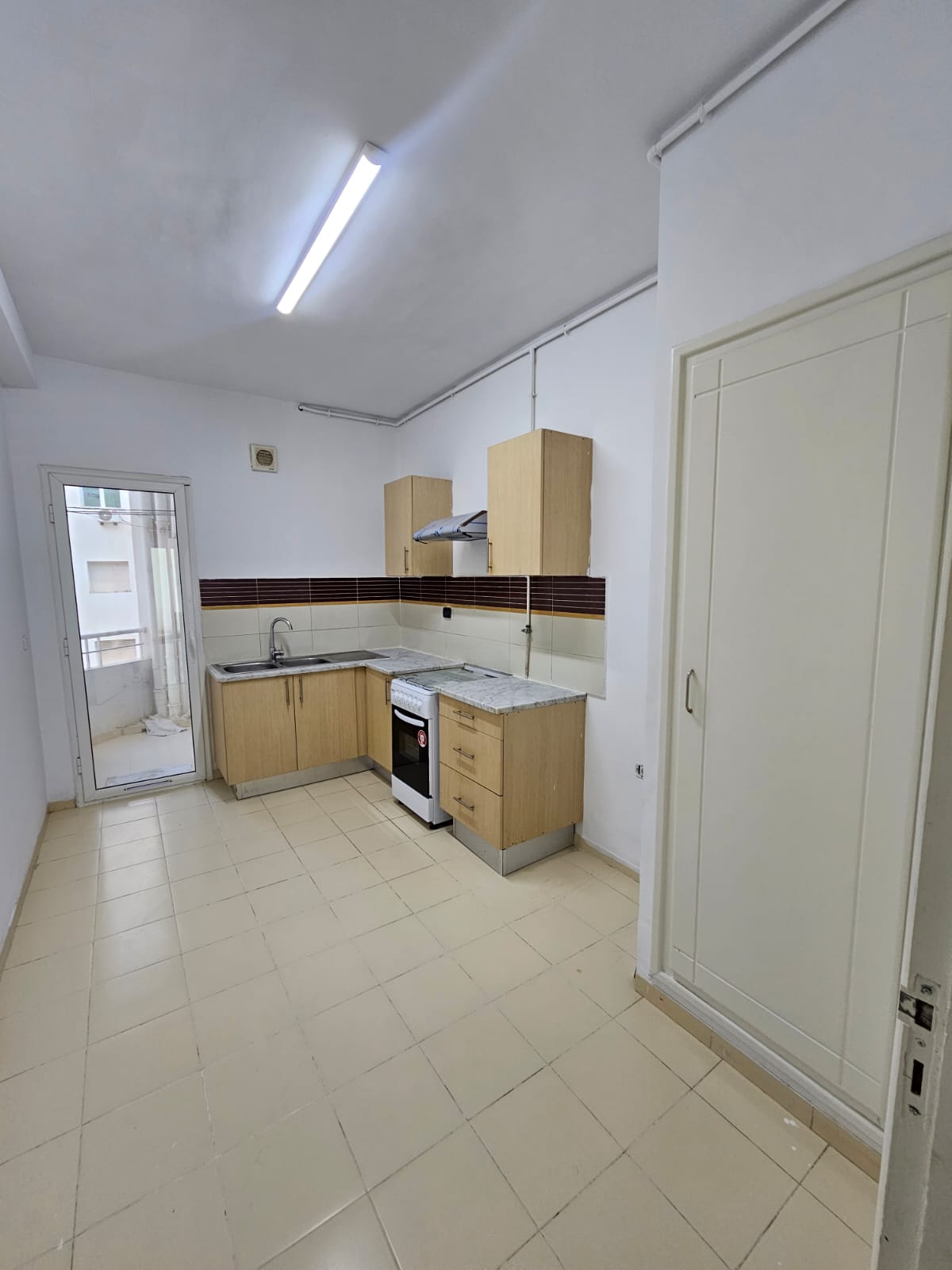 La Marsa&nbsp;El Aouina&nbsp;Vente&nbsp;Appart. 3 pi�ces&nbsp;S plus deux bien ensoleill� � l'aouina