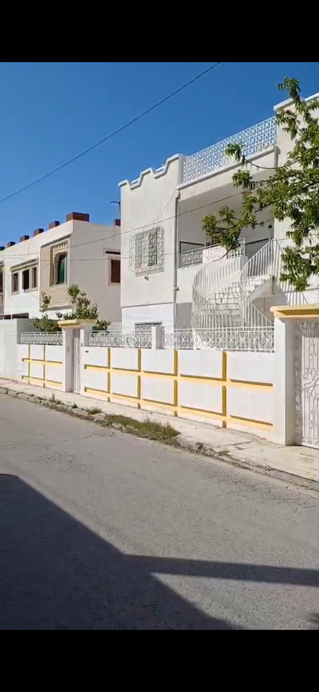 Rades&nbsp;Rades Meliane&nbsp;Vente&nbsp;Maisons&nbsp;Deux superbe villa superpos� avec 3 studio