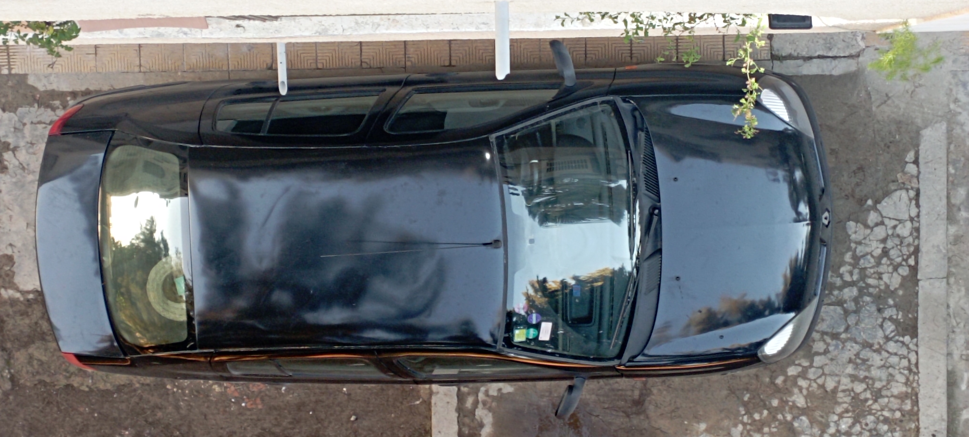 Nouvelle Medina&nbsp;Nouvelle Medina&nbsp;Renault&nbsp;Clio&nbsp;Clio classique tr�s propre d�part � l'�tranger