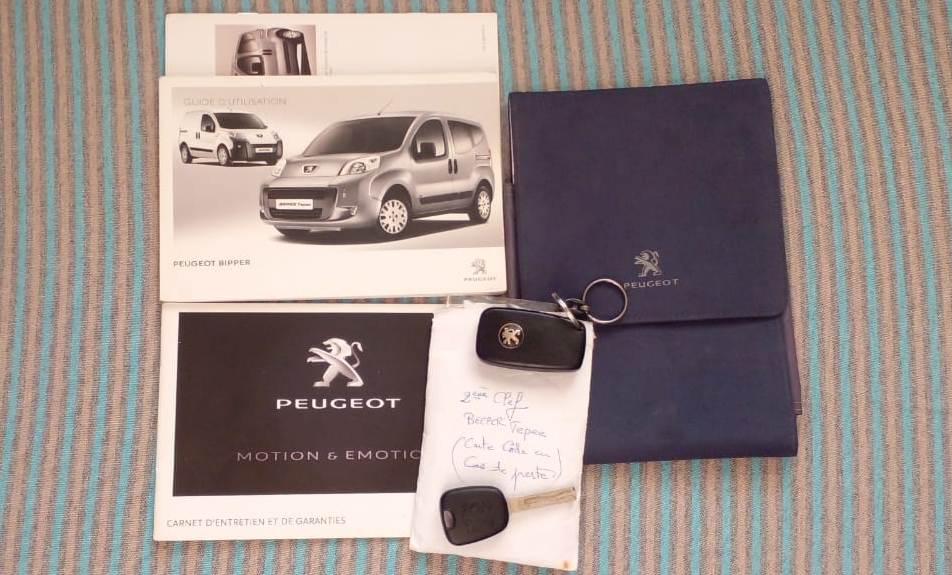 Ain Zaghouan&nbsp;Jardins de Carthage&nbsp;Peugeot&nbsp;Bipper&nbsp;Peugeot bipper teppe