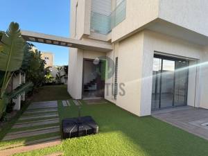 Nabeul&nbsp;Cite Universitaire&nbsp;Vente&nbsp;Maisons&nbsp;   villa avec piscine  cit  ref661a