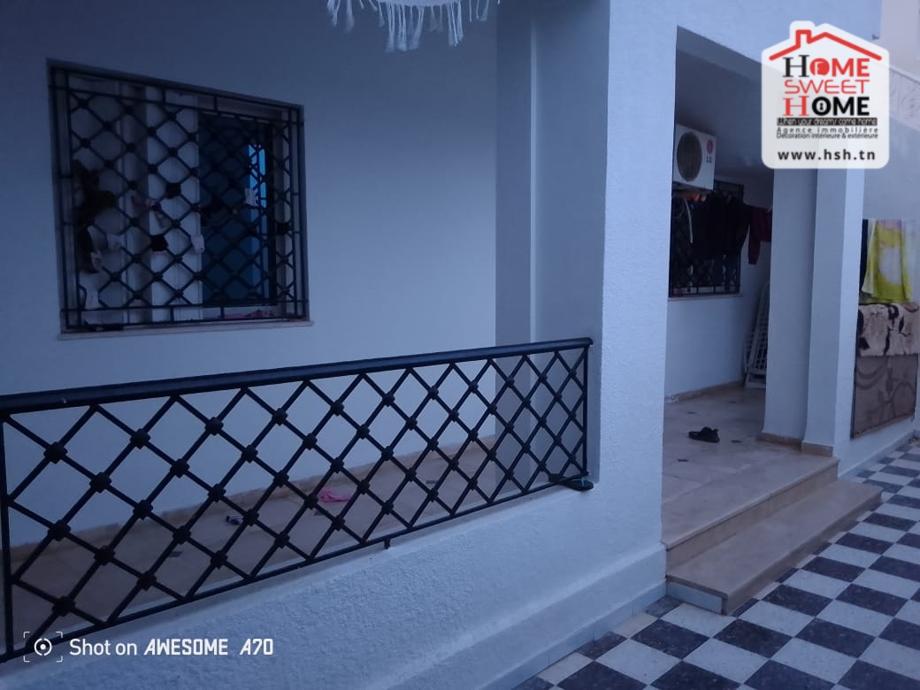 La Marsa&nbsp;Gammart&nbsp;Vente&nbsp;Appart. 5 pi�ces+&nbsp;Immeuble alina � gammarth