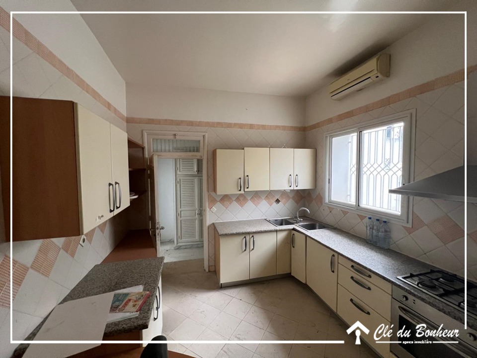 Ariana Ville&nbsp;Ariana&nbsp;Vente&nbsp;Maisons&nbsp;Villa plain pied spacieuse