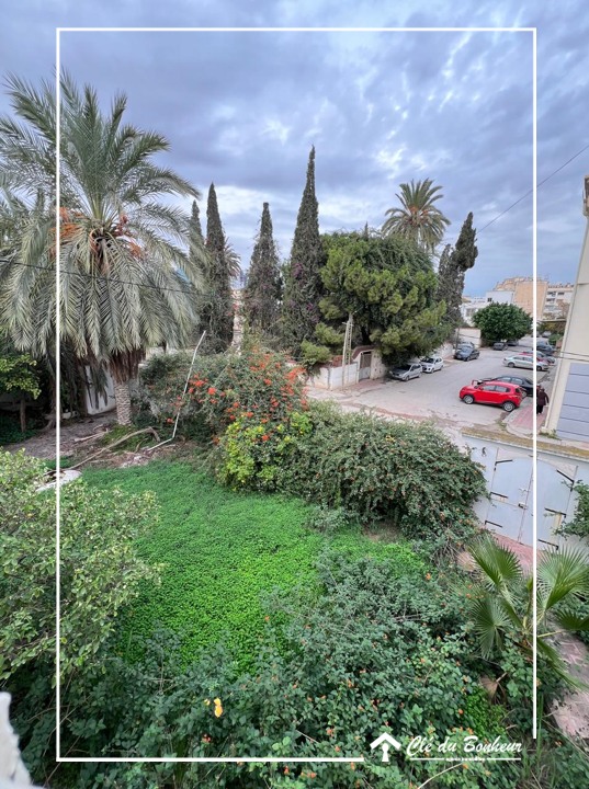 Ariana Ville&nbsp;Ariana&nbsp;Vente&nbsp;Maisons&nbsp;Villa spacieuse en plein ariana