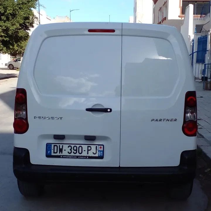 La Goulette&nbsp;La Goulette&nbsp;Peugeot&nbsp;Partner&nbsp;Mod�le 2016