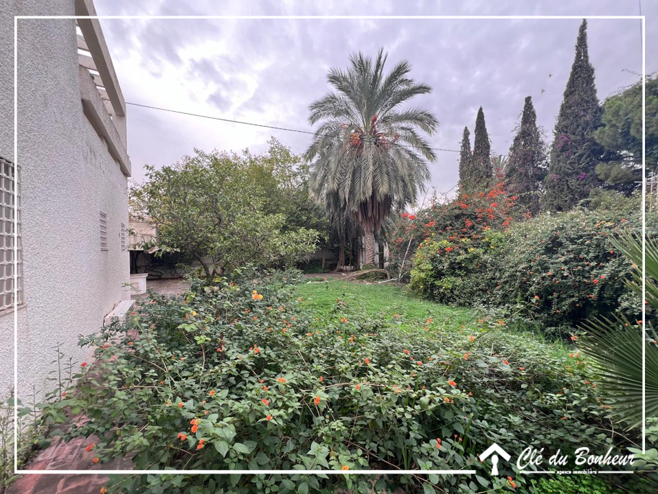 Ariana Ville&nbsp;Ariana&nbsp;Vente&nbsp;Appart. 4 pi�ces&nbsp;Une superbe villa � ariana