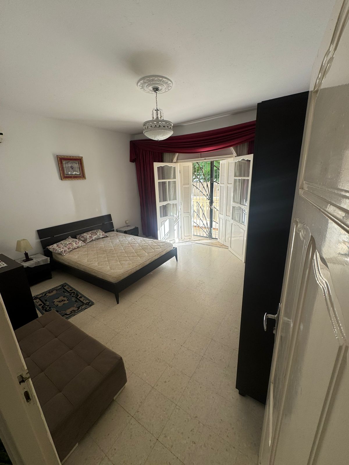 Sousse Jaouhara&nbsp;Cite Sahloul&nbsp;Vente&nbsp;Appart. 3 pi�ces&nbsp;Villa spacieuse avec jardin