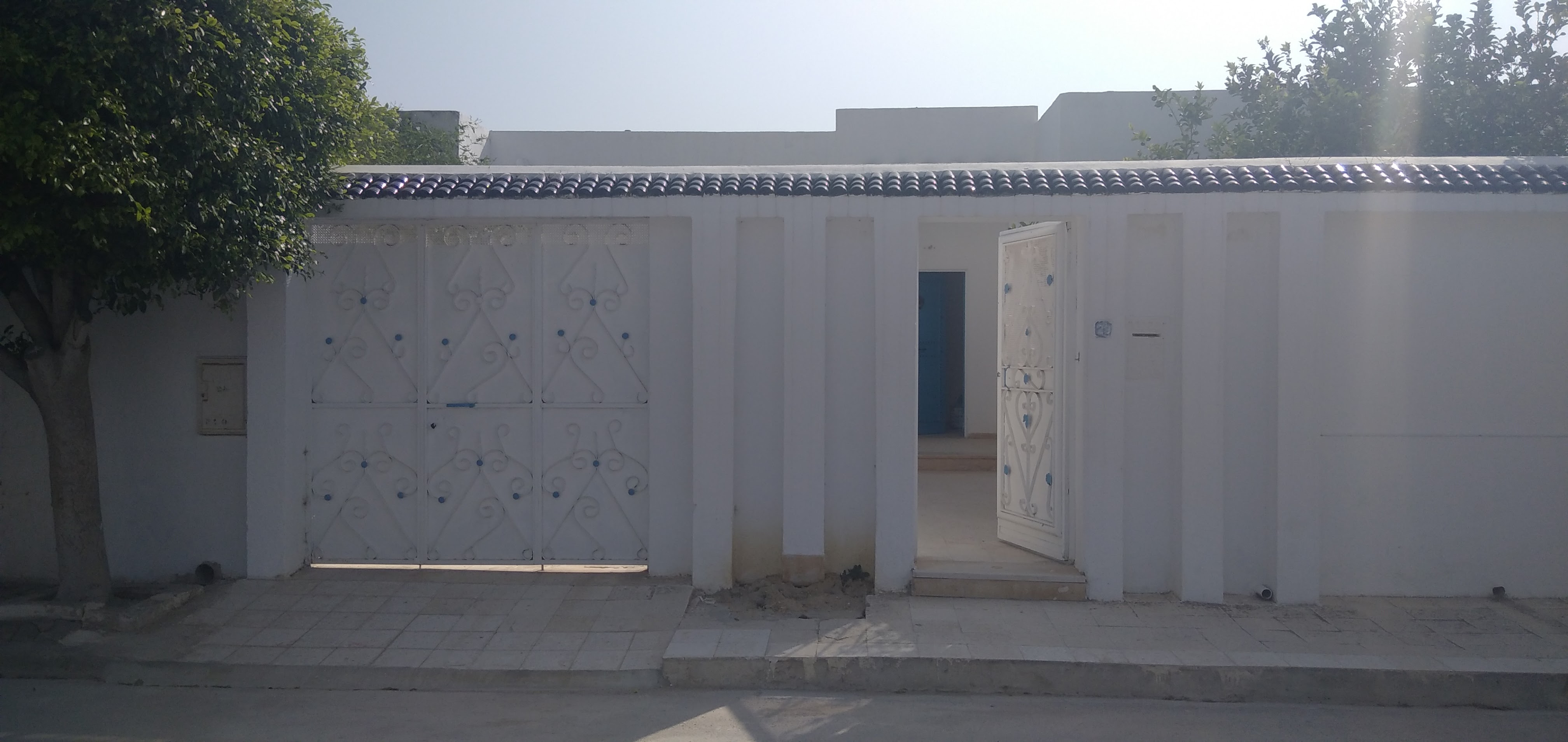 Raoued&nbsp;Cite Ennkhilet&nbsp;Vente&nbsp;Maisons&nbsp;Villa s3 avec jardin titre individuel