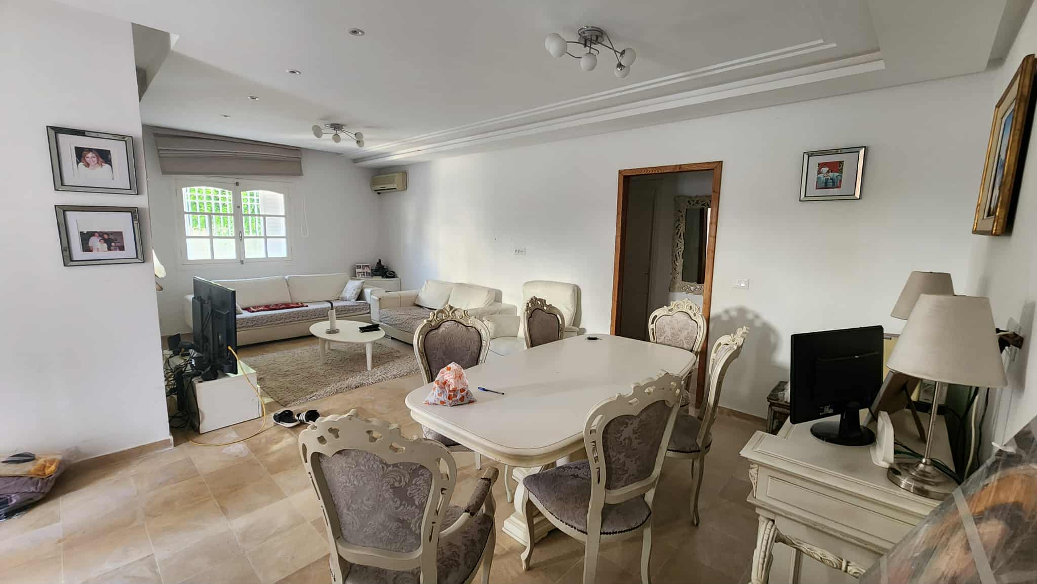 Ain Zaghouan&nbsp;Ain Zaghouan&nbsp;Vente&nbsp;Maisons&nbsp;Villa plus 3 appartements � l'aouina