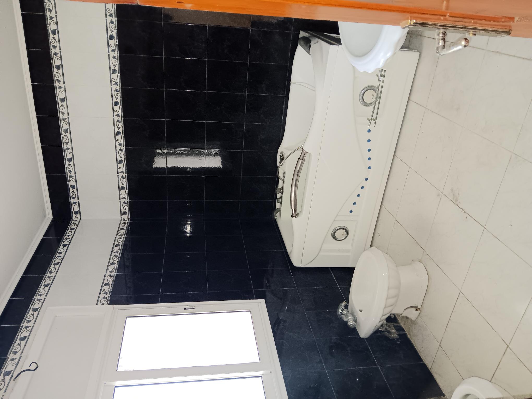 Bizerte Nord&nbsp;Cite El Korniche 2&nbsp;Vente&nbsp;Duplex&nbsp;Appartement dans maison snit bhira titre bleu