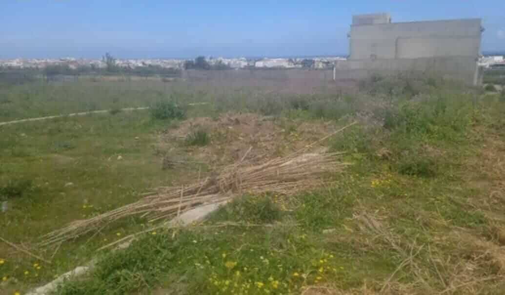 Ghar El Melh&nbsp;Ghar El Melh&nbsp;Vente&nbsp;Surfaces&nbsp;Terrain situ� dans la d�l�gation de ras jebel