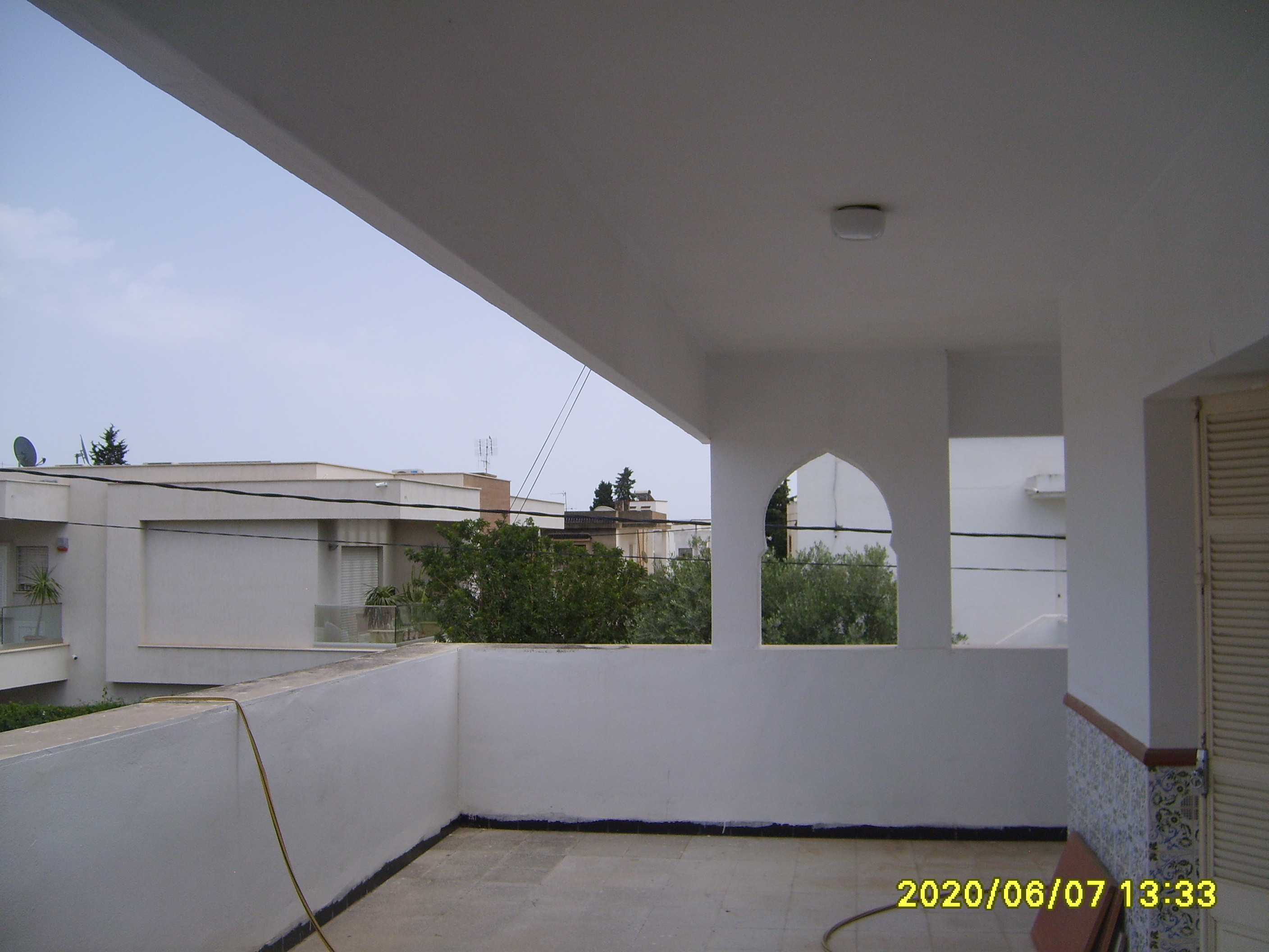 Ariana Ville&nbsp;Cite Essaada (Riadh Andalous)&nbsp;Vente&nbsp;Maisons&nbsp;Etage de villa spacieux et indepandant