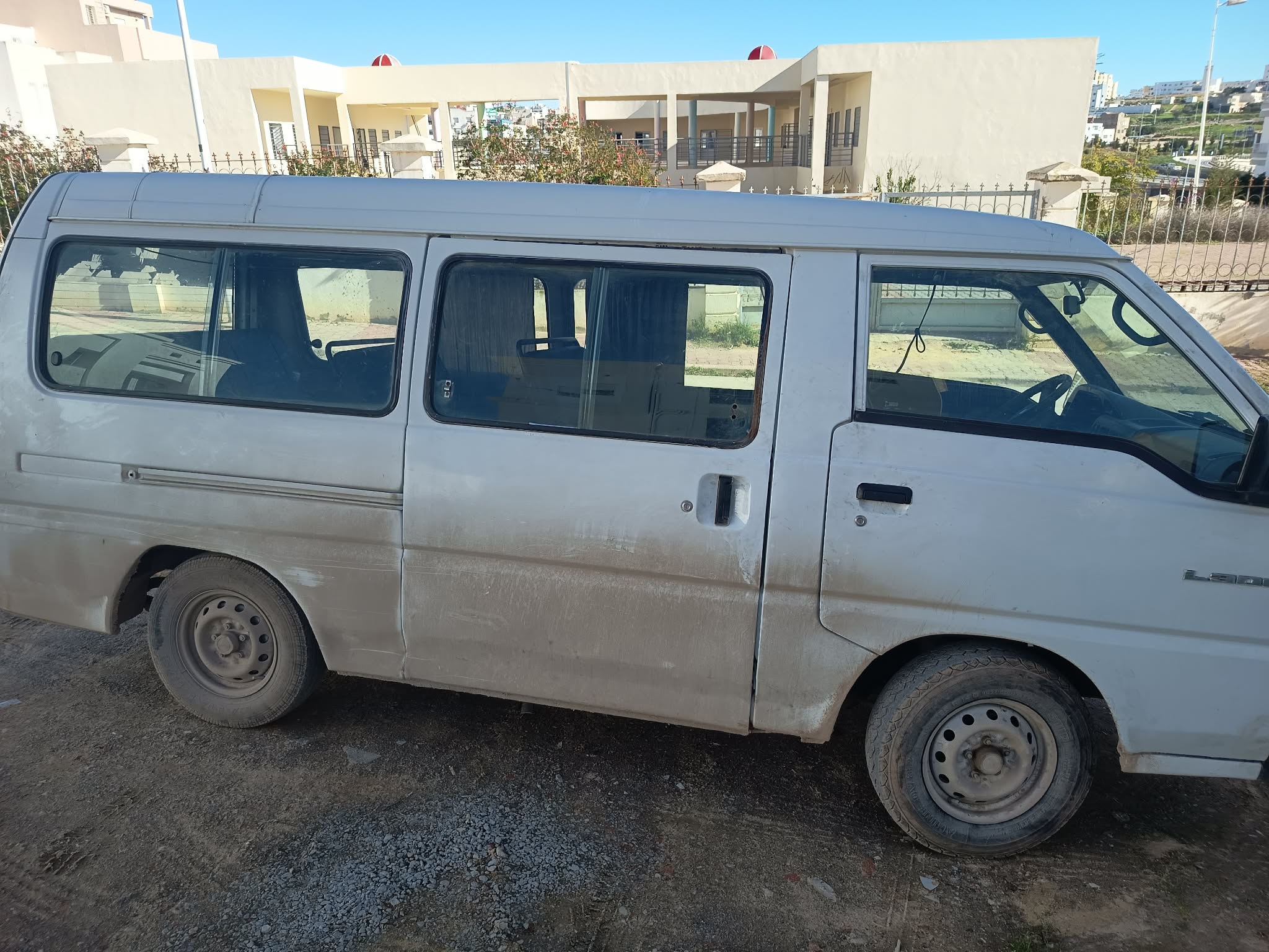 Mnihla&nbsp;Jardins d'el Menzah&nbsp;Mitsubishi&nbsp;Autre Mod�le&nbsp;Mitsubishi 9 places