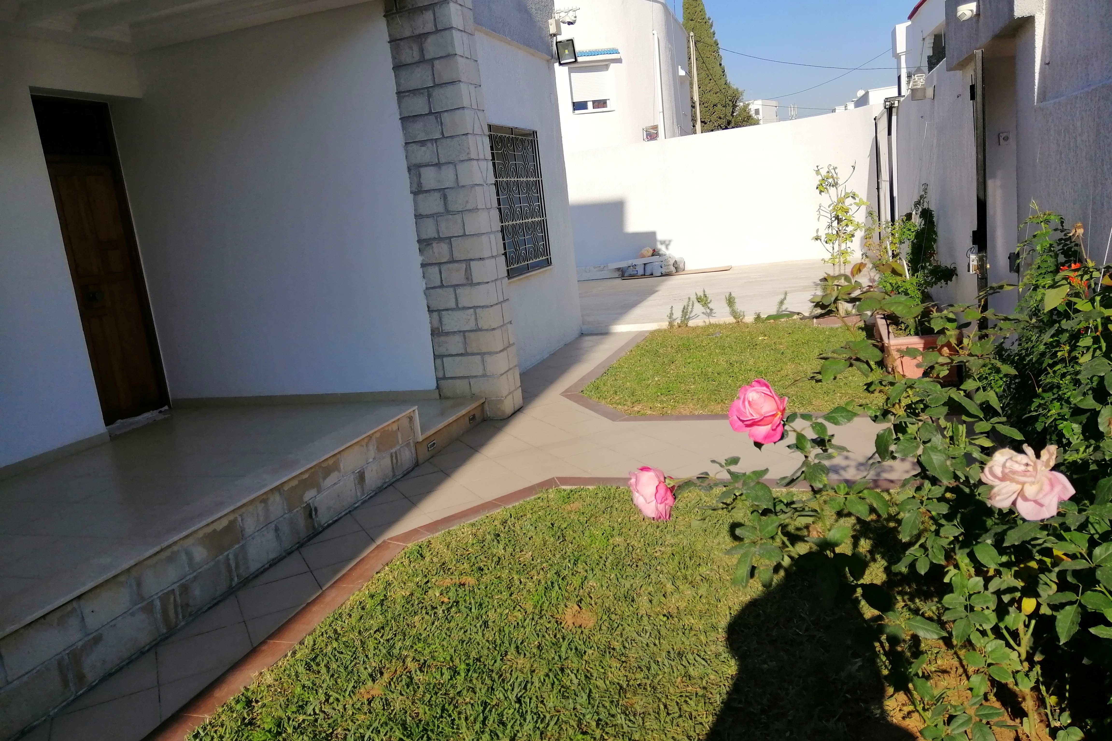 Ariana Ville&nbsp;Ariana&nbsp;Vente&nbsp;Maisons&nbsp;Petite villa independante