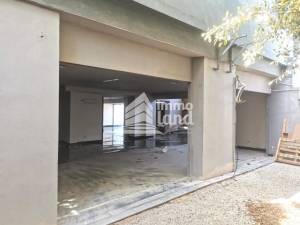 Ariana Ville&nbsp;El Menzah 5&nbsp;Vente&nbsp;Maisons&nbsp;Villa de 800 m2 sur art�re principale a menzah 5