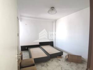 Ariana Ville&nbsp;El Menzah 5&nbsp;Vente&nbsp;Maisons&nbsp;Villa de 800 m2 sur art�re principale a menzah 5