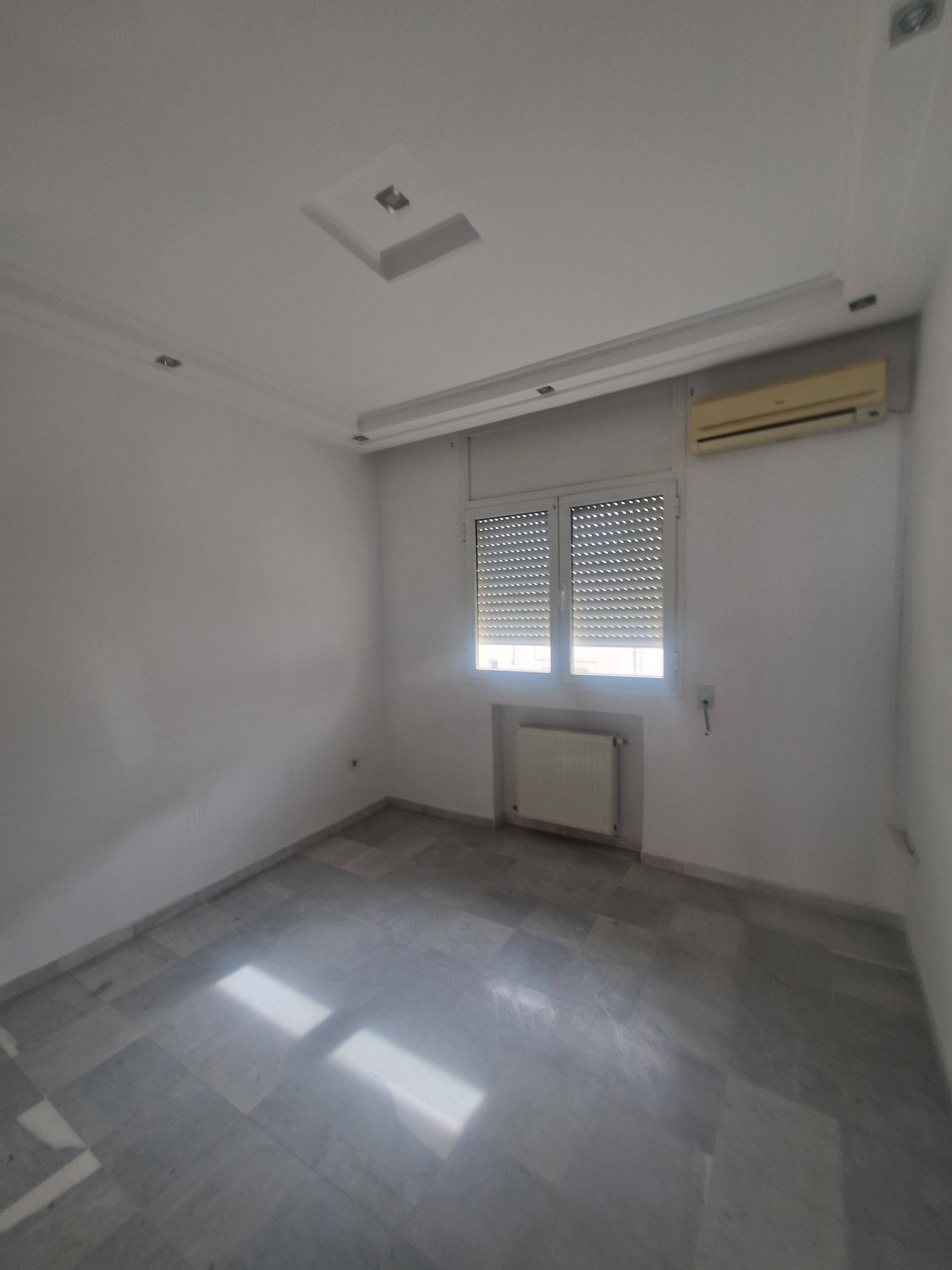 Vente Appart. 4 pièces - Tunisie