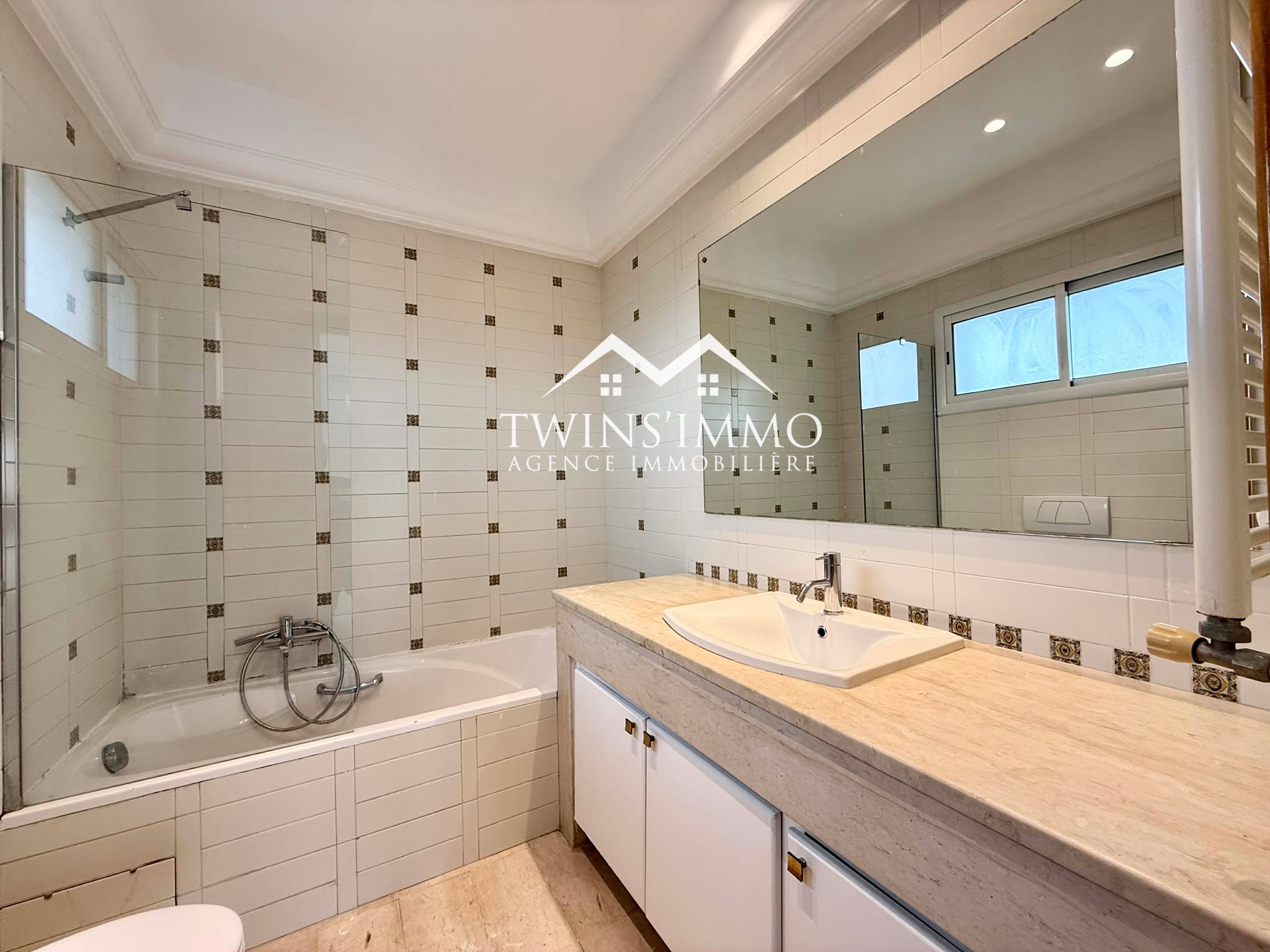 Ain Zaghouan&nbsp;Ain Zaghouan&nbsp;Location&nbsp;Duplex&nbsp;Triplex s4 � ain zaghouan nord