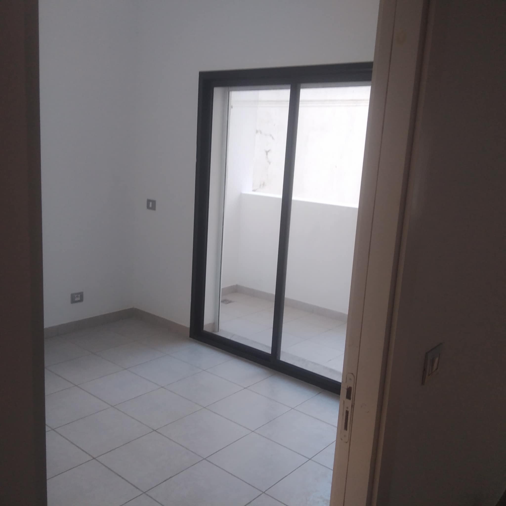 Ain Zaghouan&nbsp;Jardins de Carthage&nbsp;Vente&nbsp;Appart. 5 pi�ces+&nbsp;Jardin carthage s4