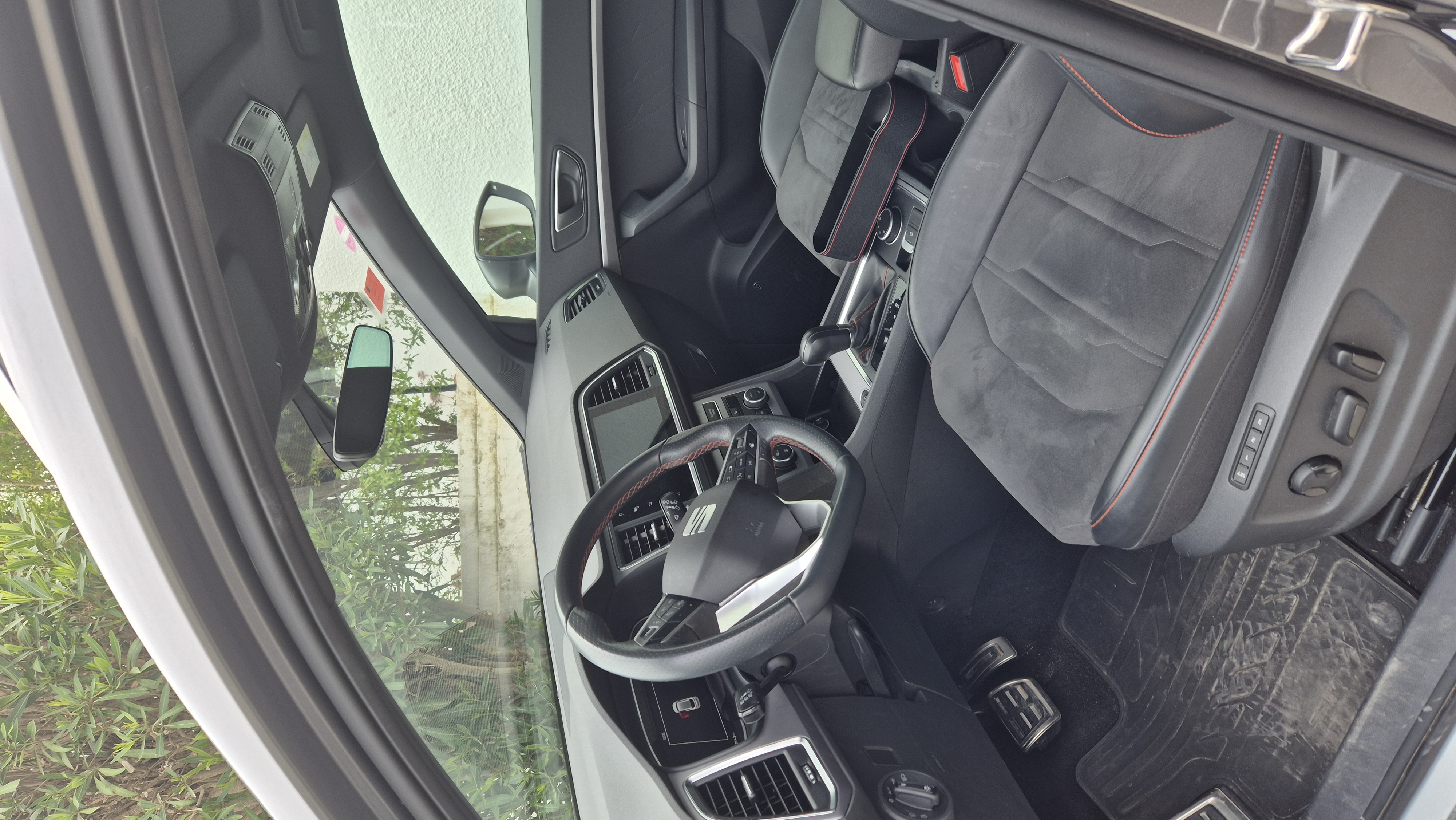 Le Bardo&nbsp;Le Bardo&nbsp;Seat&nbsp;Autre Mod�le&nbsp;Seat ateca fr  �tat comme neuve