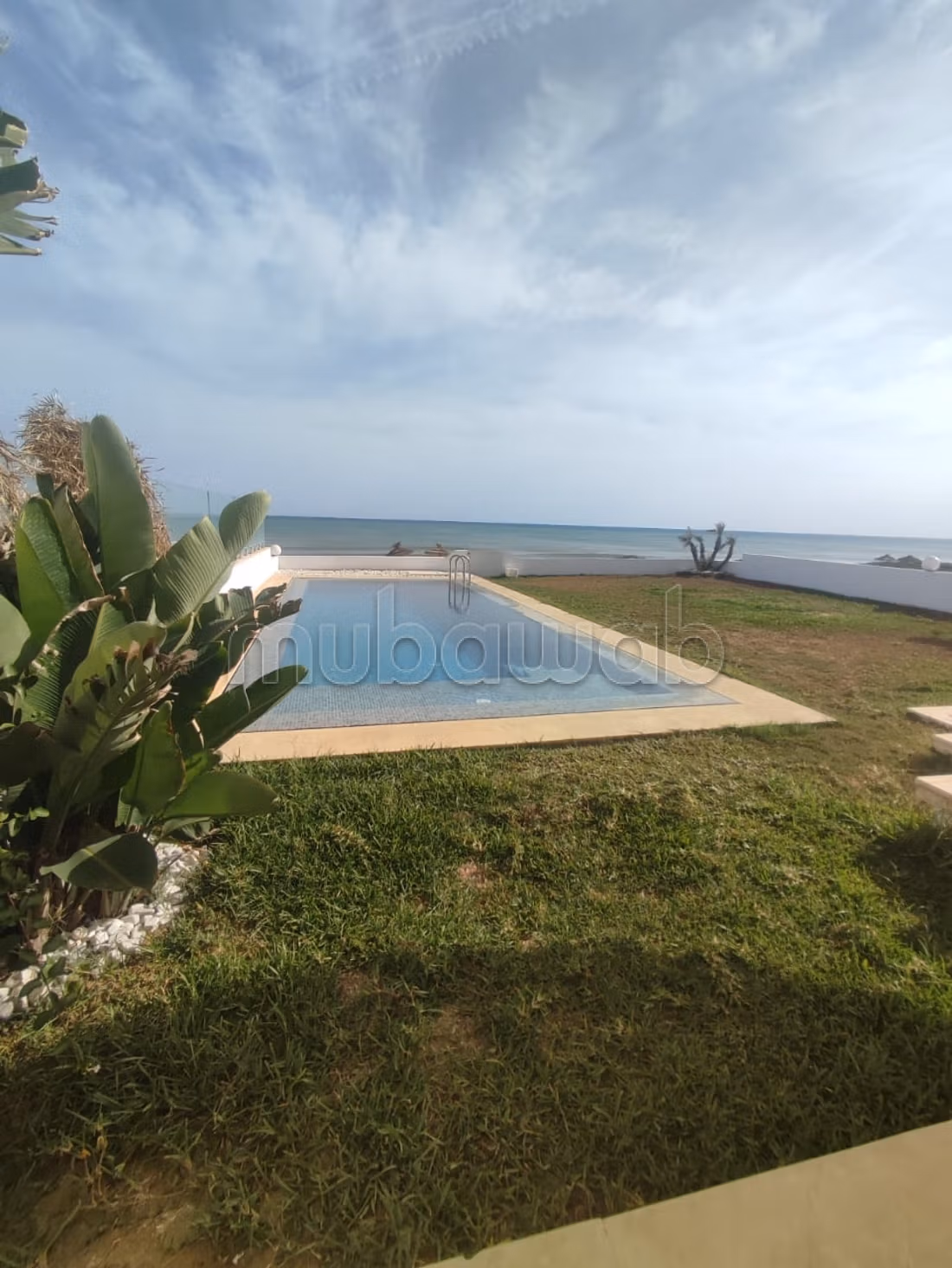 Kelibia&nbsp;Kelibia&nbsp;Vente&nbsp;Maisons&nbsp;Villa pieds dans l'eau avec piscine � kelibia